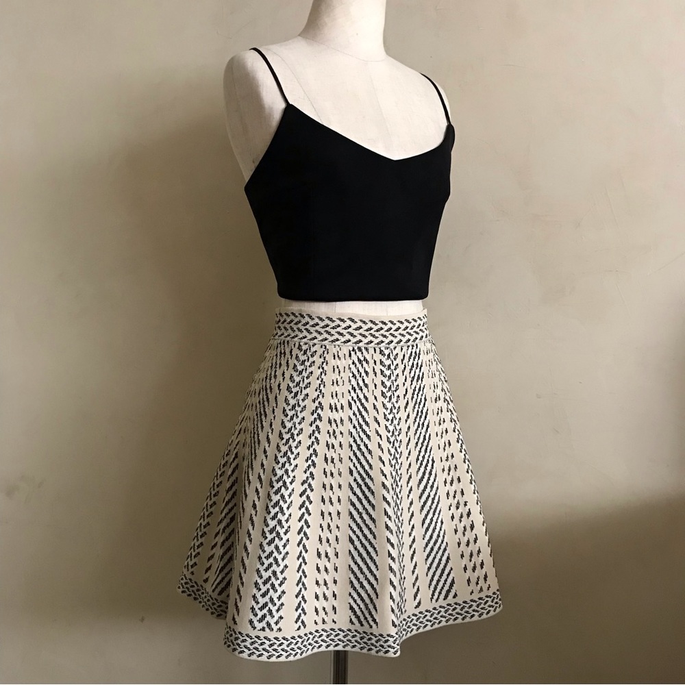 BCBG Max Azria Skater Skirt NWOT - Picture 2 of 7